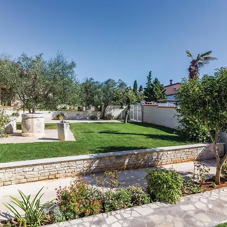 4 Bedroom Lovely In *